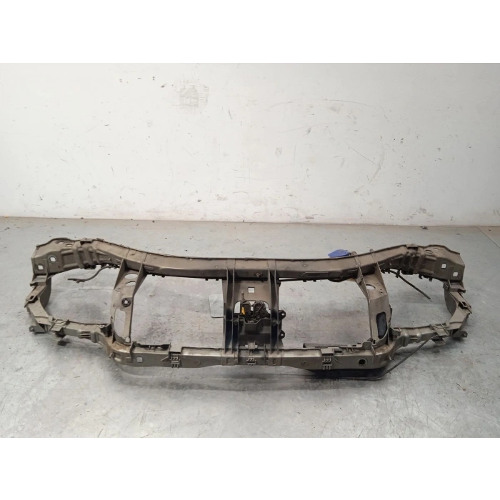 Ford Mondeo/Smax Ön Panel 2007  (Oem No:  Am218B041Ad)
