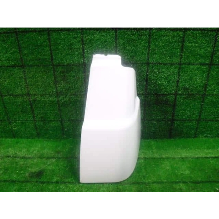 Mitsubishi L300 Ön Köşe Panel Sol 1988-1997 (Oem No:  Mb549349)