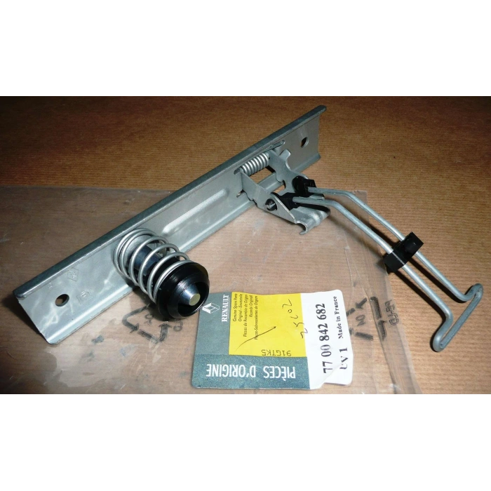 Renault Clio Kaput Kilit Karşılığı 1998-2000  (Oem No:  7700842682)