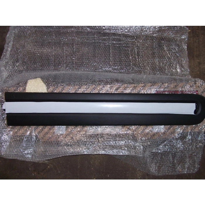 Fiat 500L Ön Kapı Bandı Nikelajlu  Sağ 2012- (Oem No:  735558451)