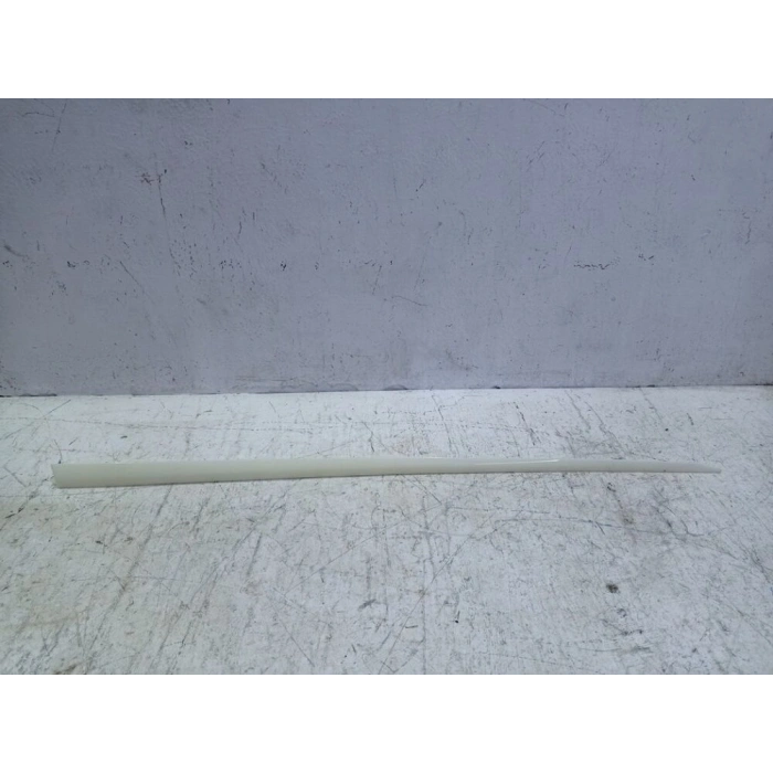 Renault Captur Ön Kapı Bandı Sağ 2012- (Oem No:  808209910R)