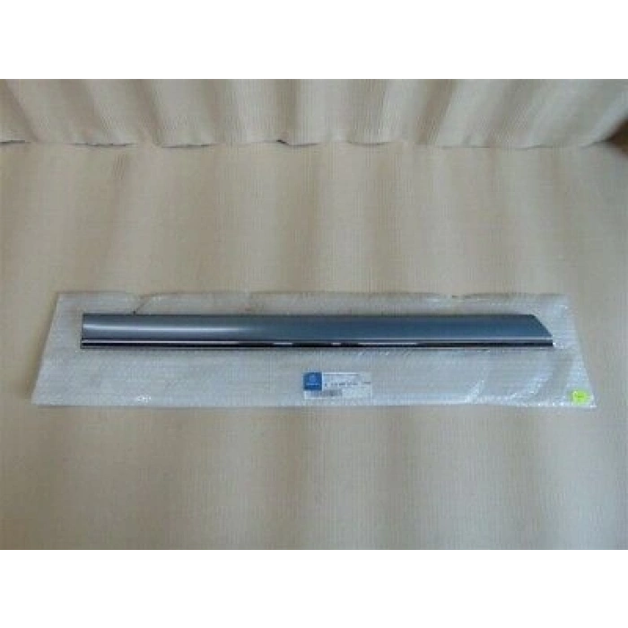 Mercedes C Class Arka Kapı Bandı Sağ 1993--2000  (Oem No:  A2026903262)