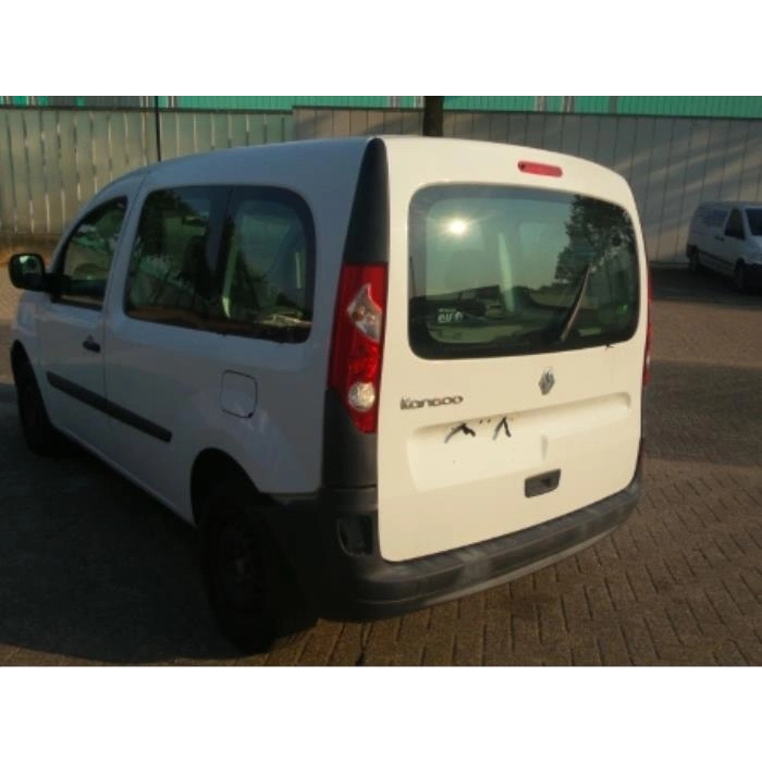 Renault Kangoo Stop Alt Plastiği Tek Kapı  Sol 2007-- (Oem No:  8200642150)