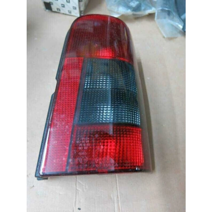 Peugeot Partner Arka Stop Tek Kapı Em Sağ 1996-2002 (Oem No:  6351Ee)