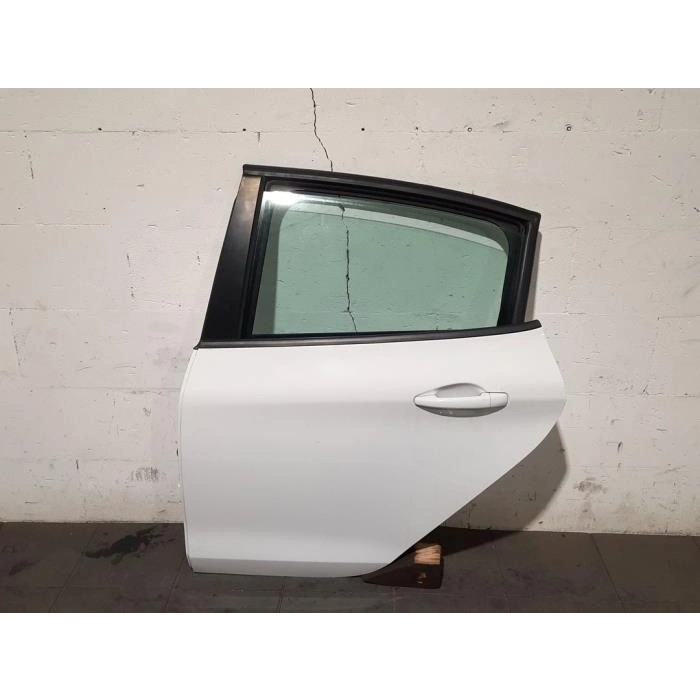 Peugeot 208 Arka Kapı Sol 2012-  (Oem No:  9671907580)