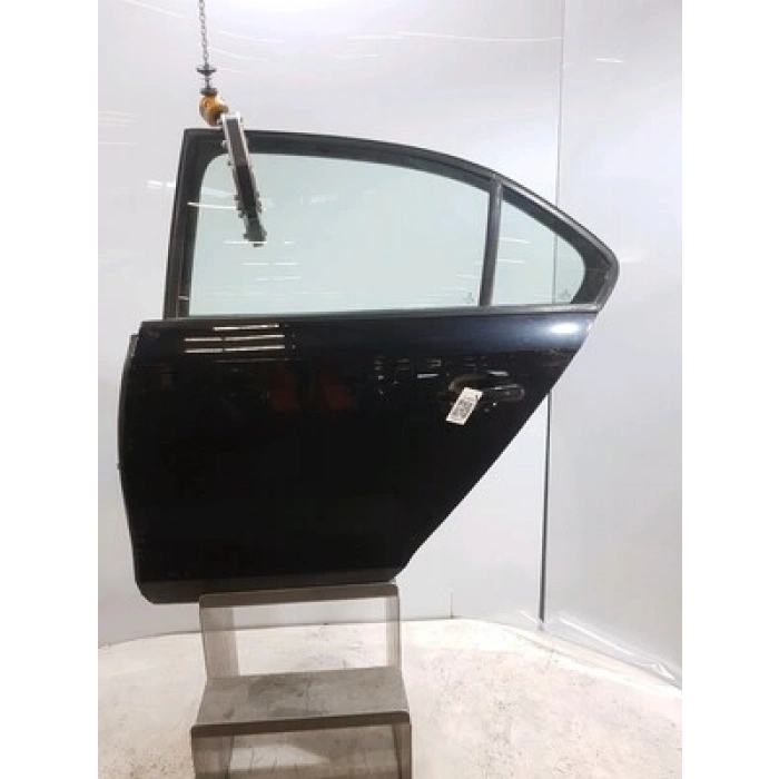 Volkswagen Jetta Arka Kapı Sol 2010- (Oem No:  5C6833055F)