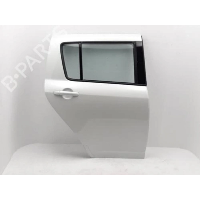 Suzuki Swift Arka Kapı Sağ 2005 2010- (Oem No:  6800363J00000)