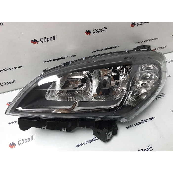 Fiat Doblo Ön Far Sıyah Elektrikli Motorlu Sol 2015- (Oem No:  52109261)