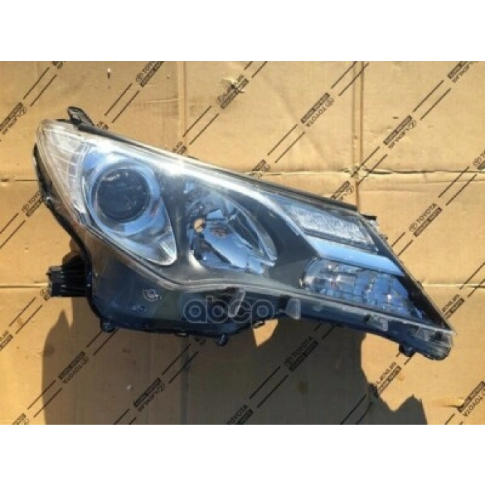 Toyota Rav 4 Ön Far Elektrikli Ledli Sağ 2012- (Oem No:  8113042542)