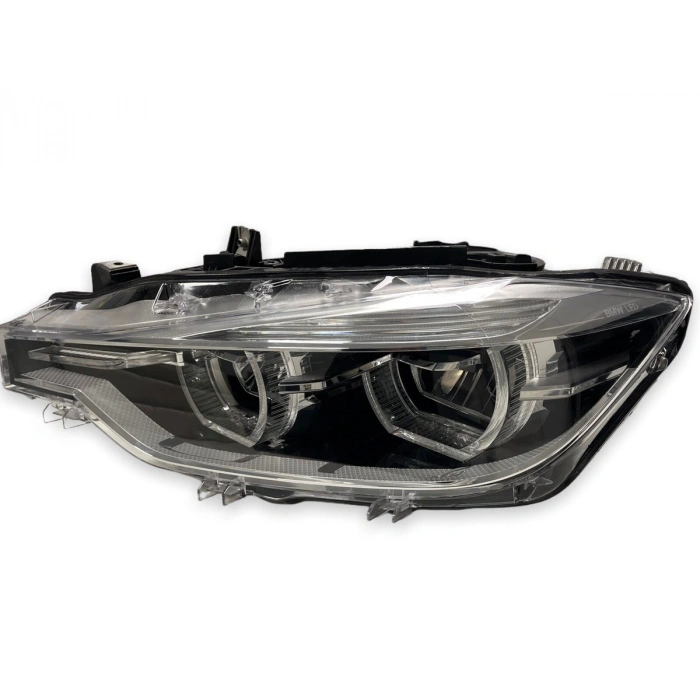 Bmw 3 Serisi Ön Far Elektrikli Motorlu Ledlı Sol 2015- (Oem No:  63117419633)