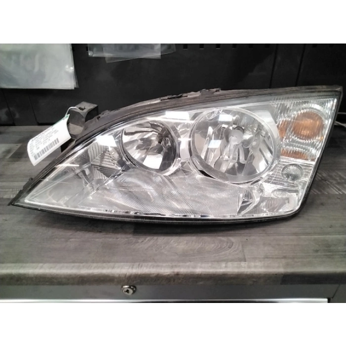 Ford Mondeo Ön Far Elek Sol 1996- (Oem No:  1S7113006Se)