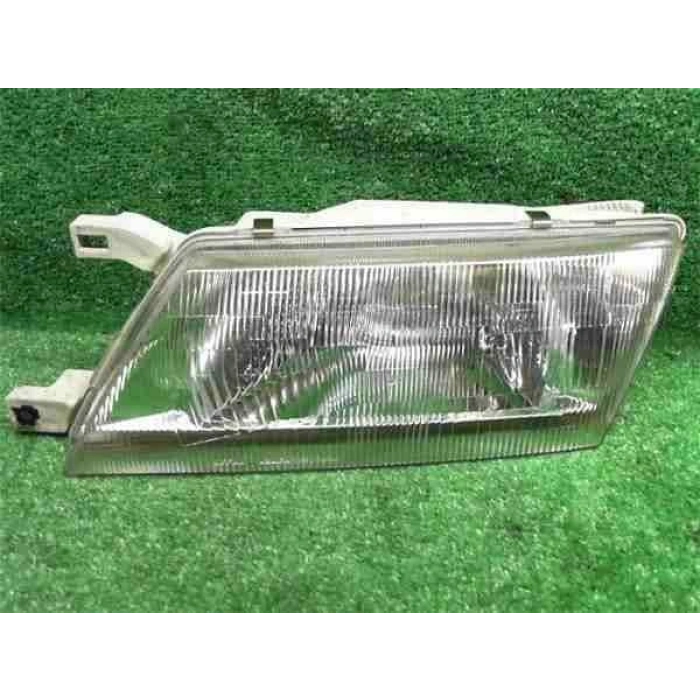 Nissan Sunny ( Sağ D) Ön Far Manuel Sol 1994- (Oem No:  26060-0M026)