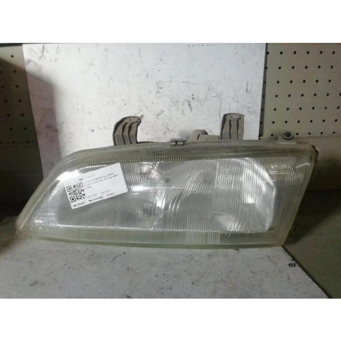 Nissan Primera Ön Far Sol 1996-1999 (Oem No:  260602F925)