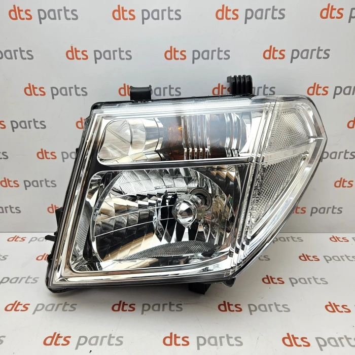 Nissan Navara Ön Far Manuel / Elektrikli Sol 2006 (Oem No:  26060Eb40A)