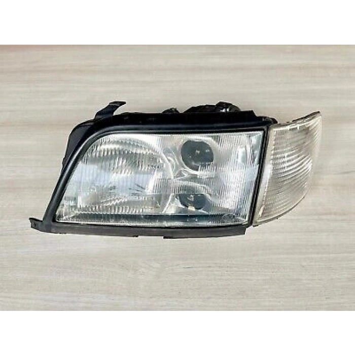 Audi A6 Ön Far Elman Sol 1994-1997 (Oem No:  4A0941029L)