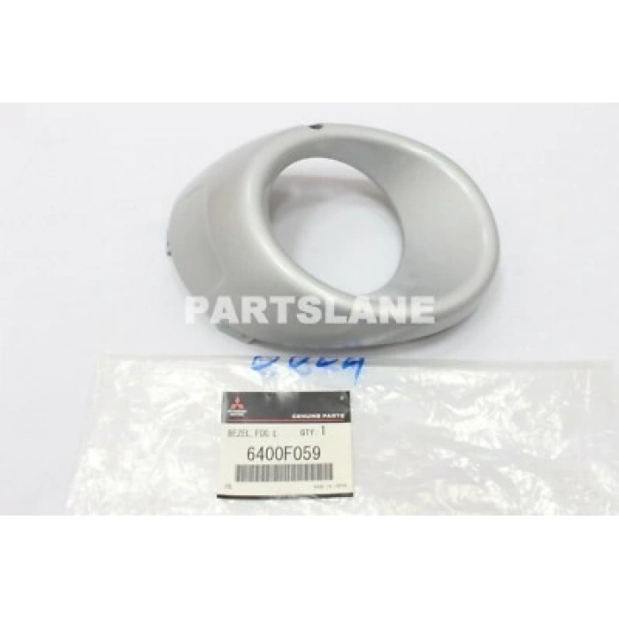 Mitsubishi Outlander Ön Sis Far Çerçevesi Sol 2012- (Oem No:  6400F059)