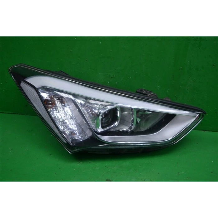 Hyundai Santa Fe Ön Far Elektrikli Motor.Ledli Sağ 2012- (Oem No:  921022W126)