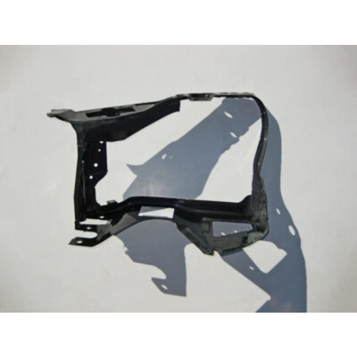 Mercedes W220 Ön Far Yuva Sacı Sol 1998-2001  (Oem No:  A2206200572)