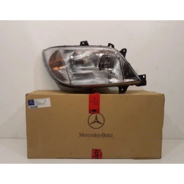 Mercedes Sprinter Ön Far Sağ 2001  (Oem No:  A9018201161)