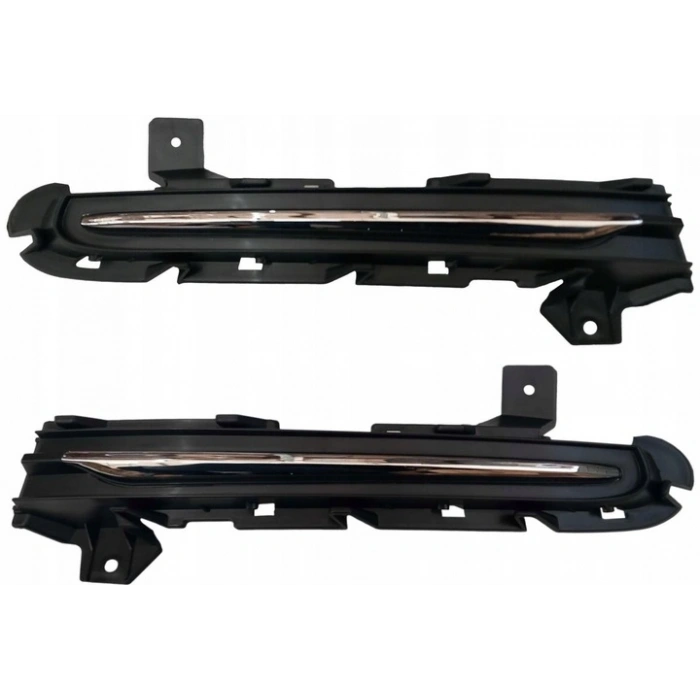 Volvo V40 Ön Sis Lamba Kapağı Nikelaj Bandlı Sağ 2012-  (Oem No:  31347043)