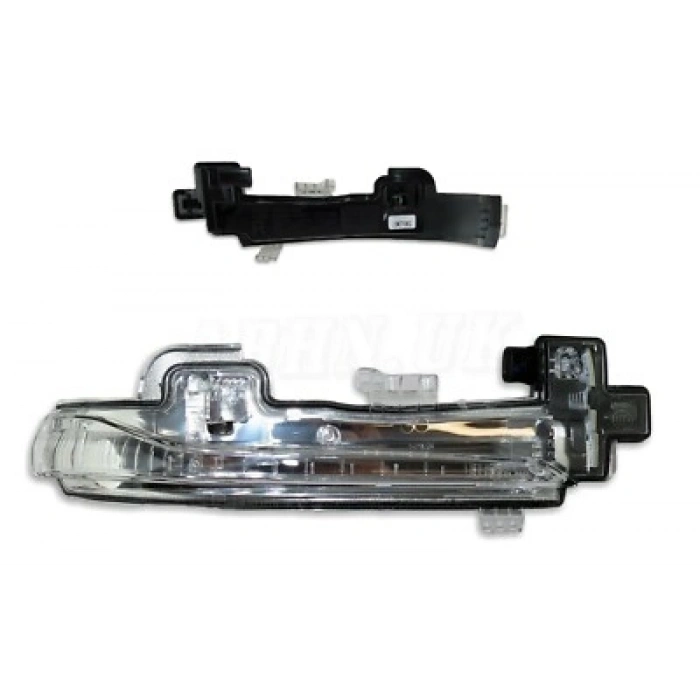 Volvo S60 Dış Ayna Sinyali Sağ 2011-2016  (Oem No:  31402416)