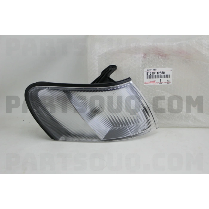 Toyota Corolla Ön Sinyal Beyaz  Sağ 1992-1997 (Oem No:  8161012580)