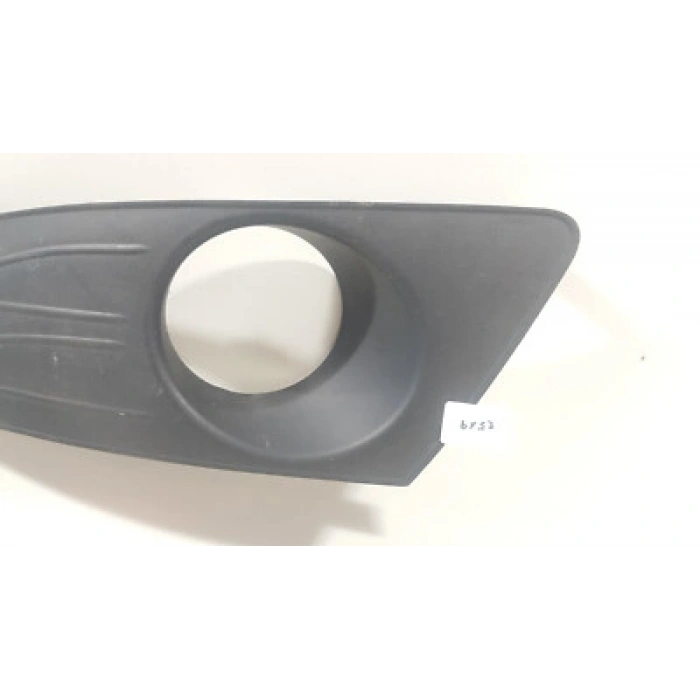 Dacia Logan Ön Sis Lamba Kapağı Delikli Sol 2008- (Oem No:  8200838547)