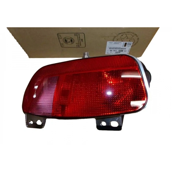 Citroen C4 Pıcasso Arka Sis Lambası Sol 2013- (Oem No:  9676122780)
