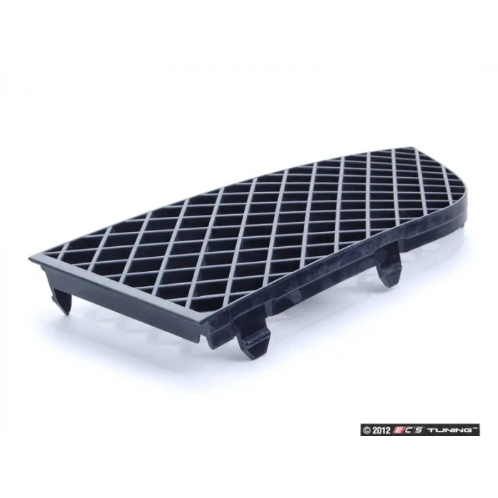 Bmw 7 Serisi/E66 Ön Sis Lamba Kapağı Sol 2005-- (Oem No:  51117135563)