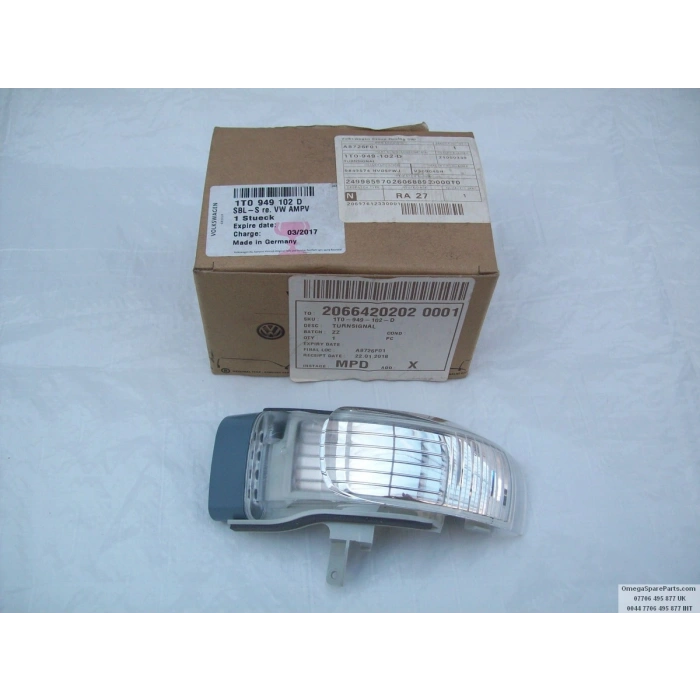 Volkswagen Touran Dış Ayna Sinyali Sağ 2003- (Oem No:  1T0949102D)