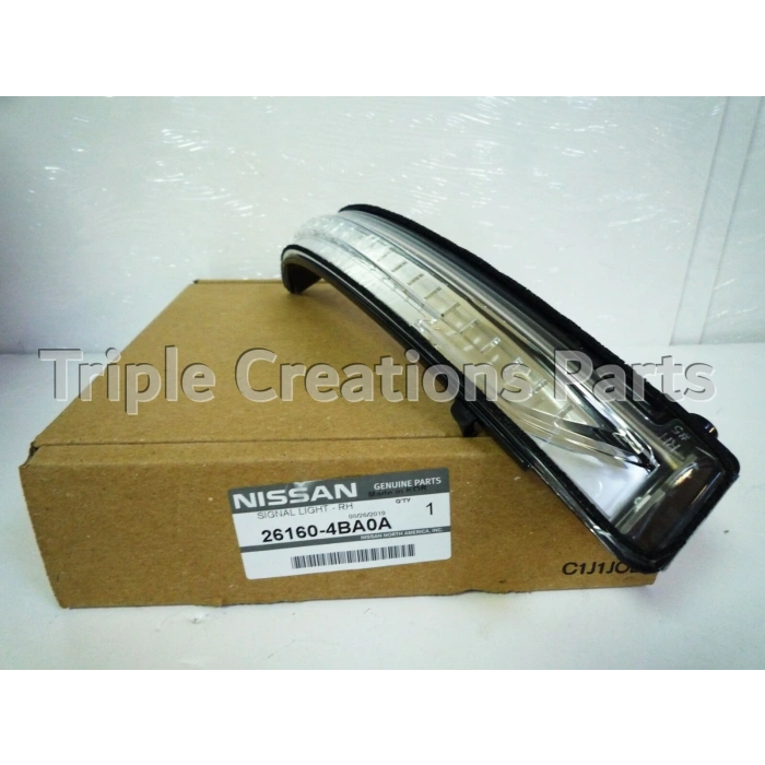 Nissan Qashqai Ayna Sinyali Sağ 2013- (Oem No:  261604Ba0A)