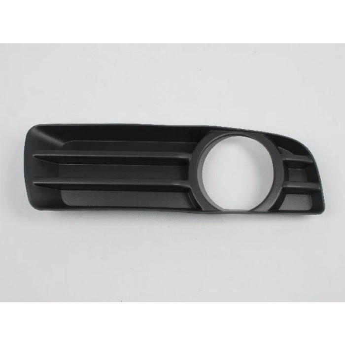 Chr300 Ön Sis Lamba Kapağı Delikli Sağ 2004- (Oem No:  4805930Aa)