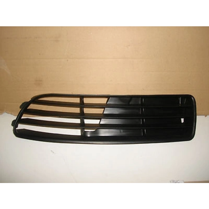 Audi A4 Ön Sis Lamba Kapağı Sol 1994-1998 (Oem No:  8D080734501C)