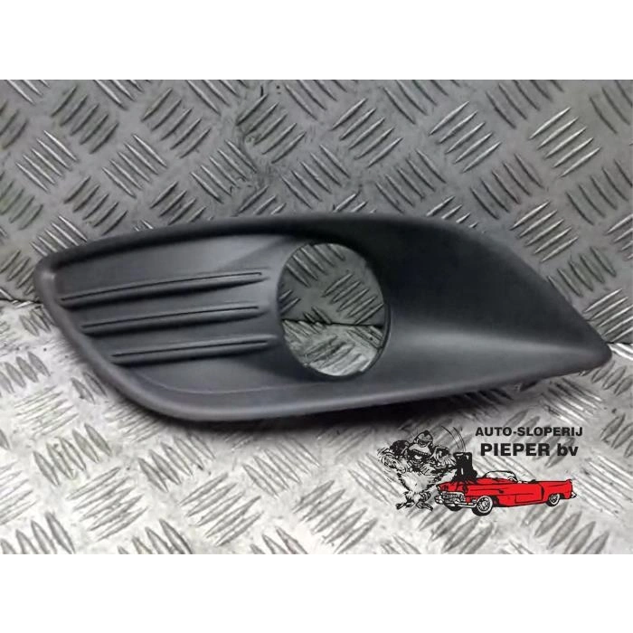 Ford Focus Ön Sis Lamba Kapağı Delikli Nikelaj Çerçeve Sol 2008- (Oem No:  8M5119953Ae)