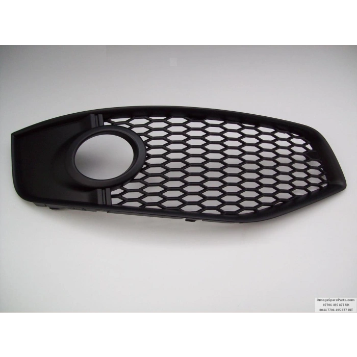 Audi A3 Ön Sis Lamba Kapağı Kapalı Sağ 2009-  (Oem No:  8P0807682C)