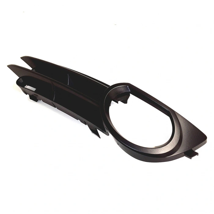 Audi A3 Ön Sis Lamba Kapağı Delikli Sol 2003- 2009 (Oem No:  8P4807681B)