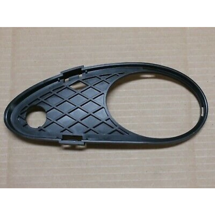 Mercedes C Class Ön Sis Lamba Kapağı Sol 2000 (Oem No:  A2038850523)