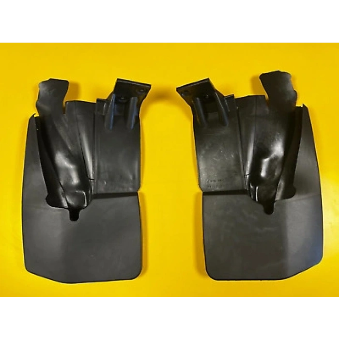 Mercedes Sprinter Arka Paçalık Sağ 200618 (Oem No:  A9068820304)