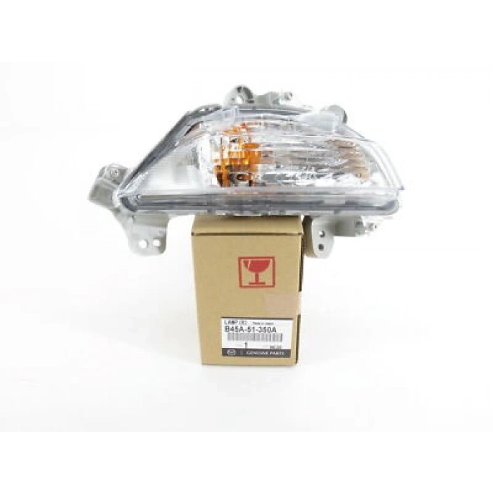 Mazda 3 Ön Sinyal Sedan /Hatchback Sağ 2013- (Oem No:  B45A-51-350A)