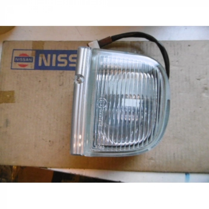 Nissan Micra Ön Sis Lambası Sol 1998-2000  (Oem No:  B61555F400)