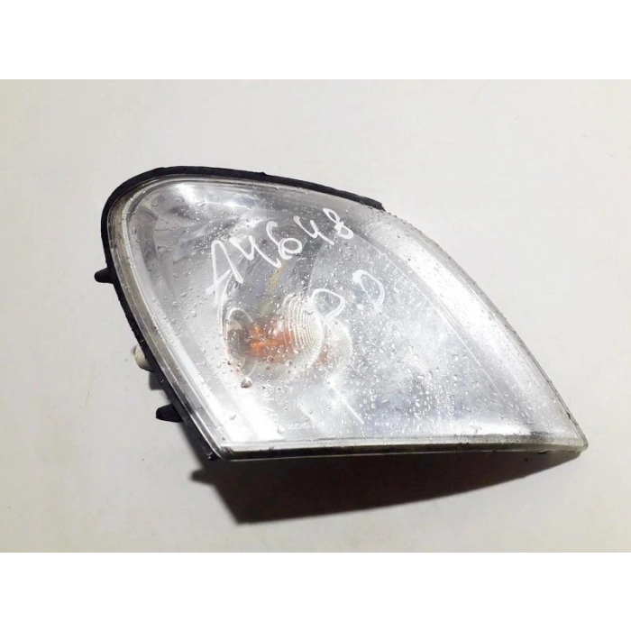 Mitsubishi Space Star Ön Sinyal Sağ 2001 2002- (Oem No:  Mr416900)