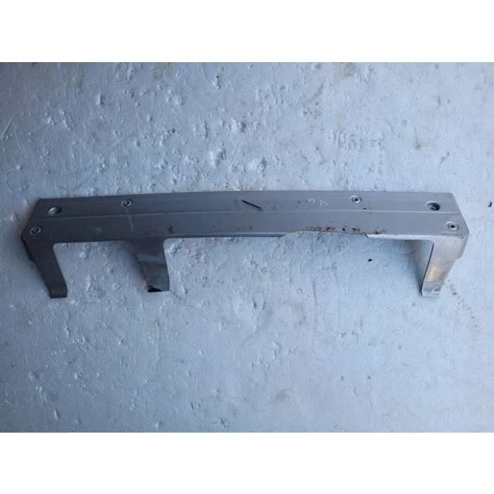 Mercedes E Class Ön Plakalık 1998 -2001  (Oem No:  A2208850081)