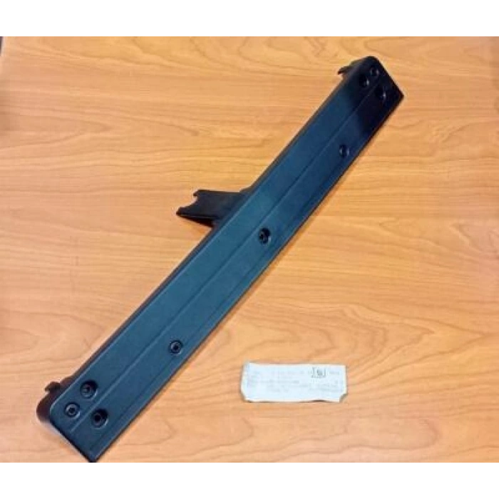 Mercedes E Class Ön Plakalık 2001 2002- (Oem No:  A2208850581)