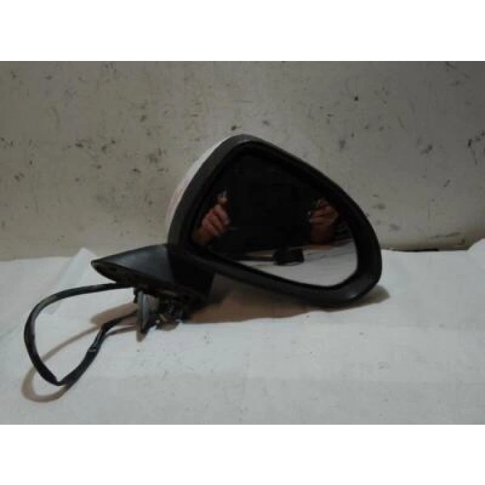 Opel Corsa Dış Ayna Elektrikli Astarlı Sağ 2006 (Oem No:  13187618)