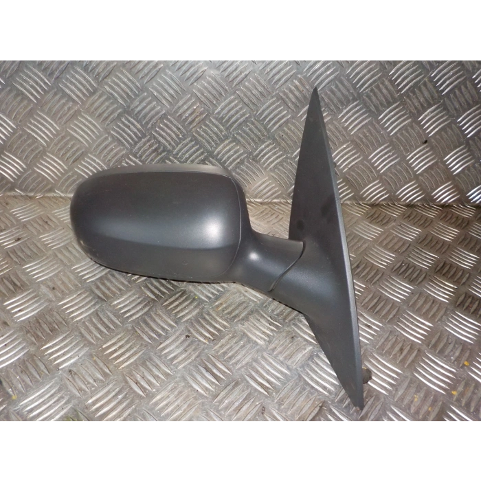 Opel Corsa C Dış Ayna Elektrikli Isıtmalı Astarlı Sağ 2000- (Oem No:  24420996)