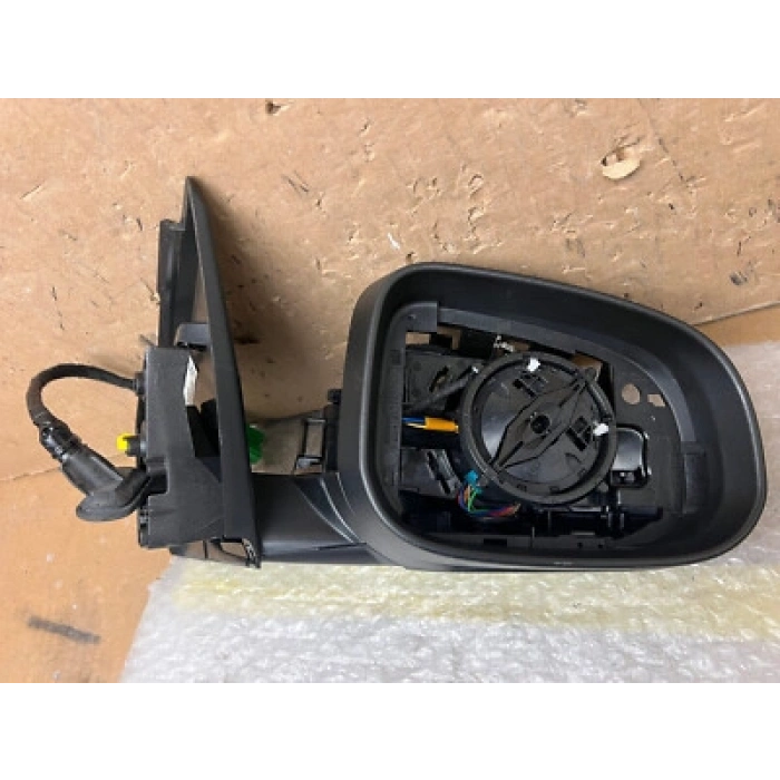 Volvo S60 Dış Ayna Elektrikli Isıtmalı Hafızalı Çevre Aydınlatma Led.Astarlı Sağ 2011--2016 (Oem No:  31402635)