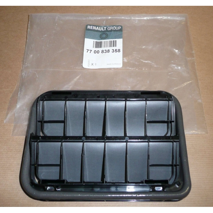 Renault Fluence Bagaj Havalandırma Izgarası  2009 (Oem No:  7700838358)