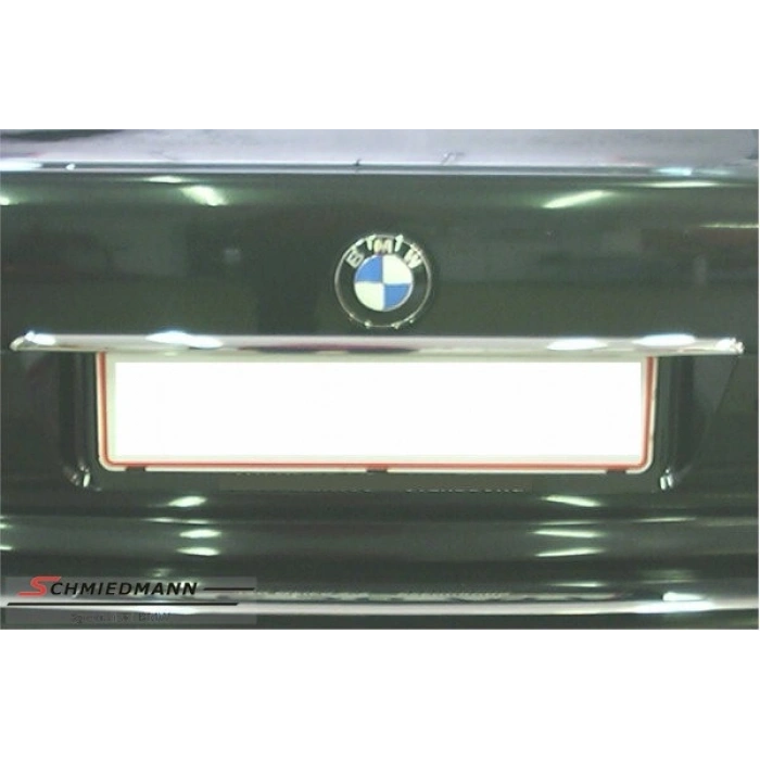 Bmw 7 Serisi Ar.Bagaj Kapak Bandı Nikelaj 1994-1998 (Oem No:  51138171680)