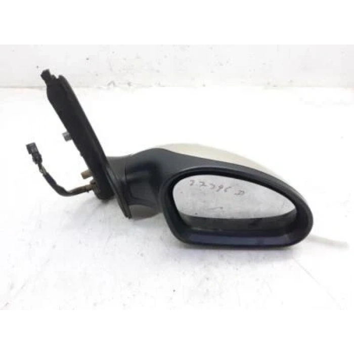 Seat Altea/Toledo Dış Ayna Manuel .Astarlı Sağ 2004- (Oem No:  5P1857508N9B9)