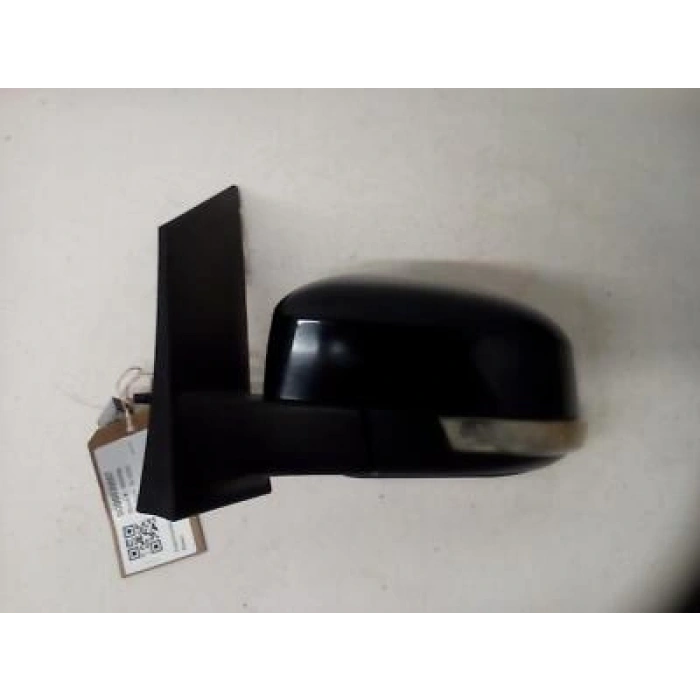 Ford Focus Dış Ayna Elektrikli Isıtmalı Sinyalli Astarlı Sol 2007  (Oem No:  8M5117683Yf)